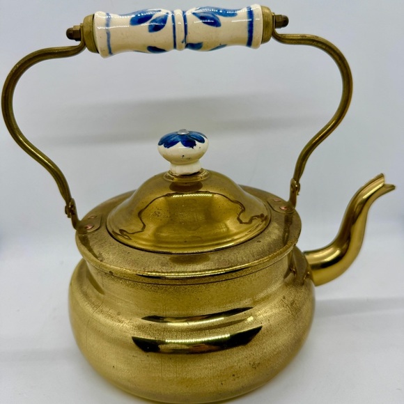 Vintage Brass Kettle Teapot Stovetop Water Boiler Shabby Chic Cottagecore - Picture 2 of 8